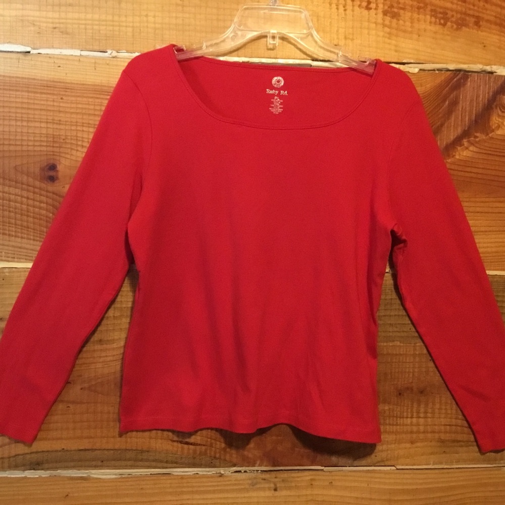 Long sleeve red shirt